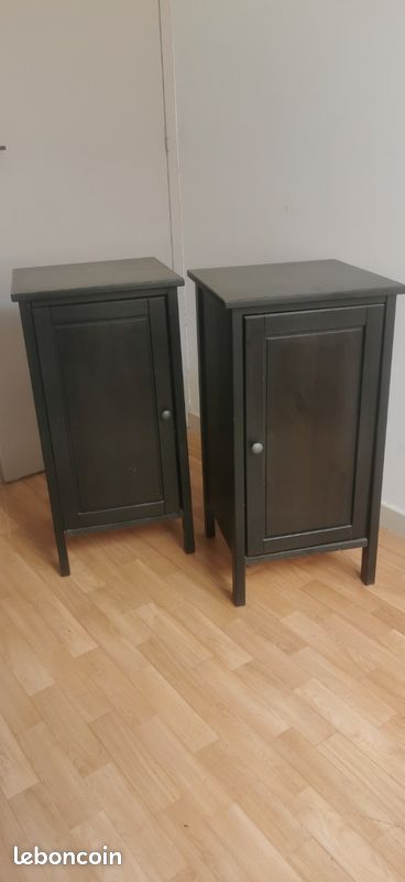 Paire de tables de chevet (image 1)