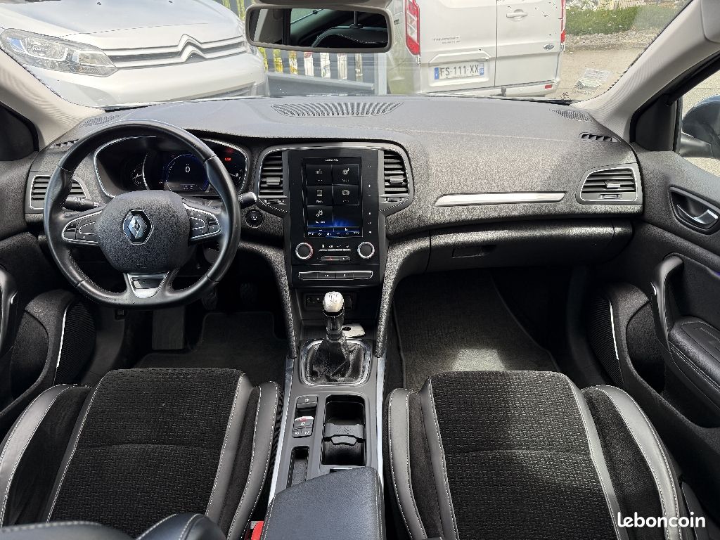 Renault Mégane IV Berline 1.2 TCe 130 Energy Intens (image 16)