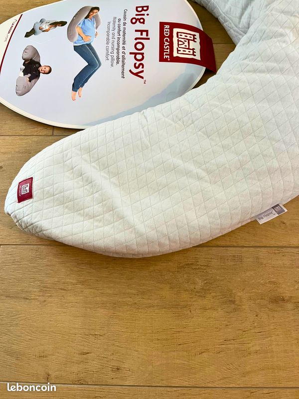 Coussin de maternité et allaitement Big Flopsy Red Castle (image 2)