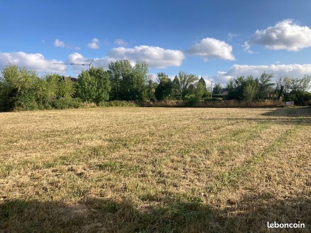 MOYRAZES terrain 1120 m² viabilisé · à Moyrazès · 42 000 €