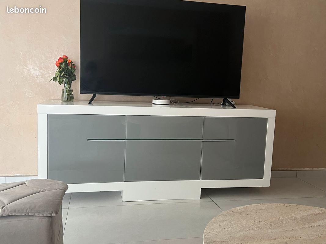 Meuble télé (image 2)