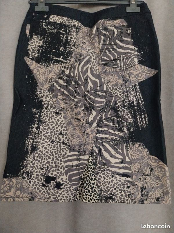 Jupe Aventures Des Toiles Taille 38 - Velours Gris Bronze Foncé - Coupe Droite élastiquée - Occasion Très Bon état