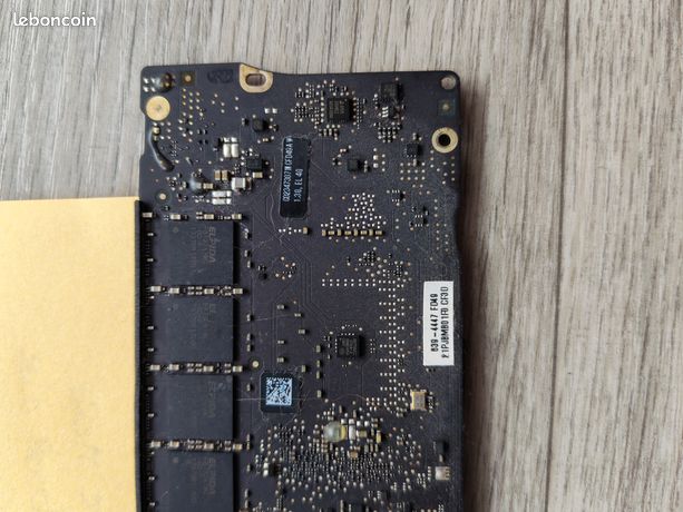 Carte Mère MacBook Air 11" 2012 - I7 4 Go - Réf 820-3208-A - Pour Pièces