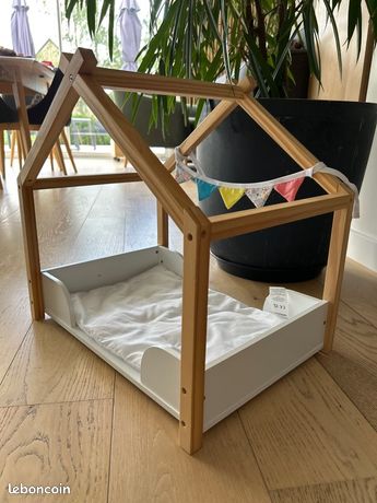 Lit Cabane Poupon Vertbaudet – Bois, Avec Matelas, Oreiller Et Guirlande – Pour Poupée Jusqu’à 42 Cm