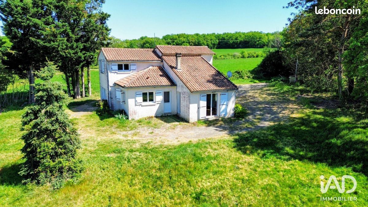 Maison 4 pièces 107 m² · à Valdivienne · 107 m² · 137 000 €
