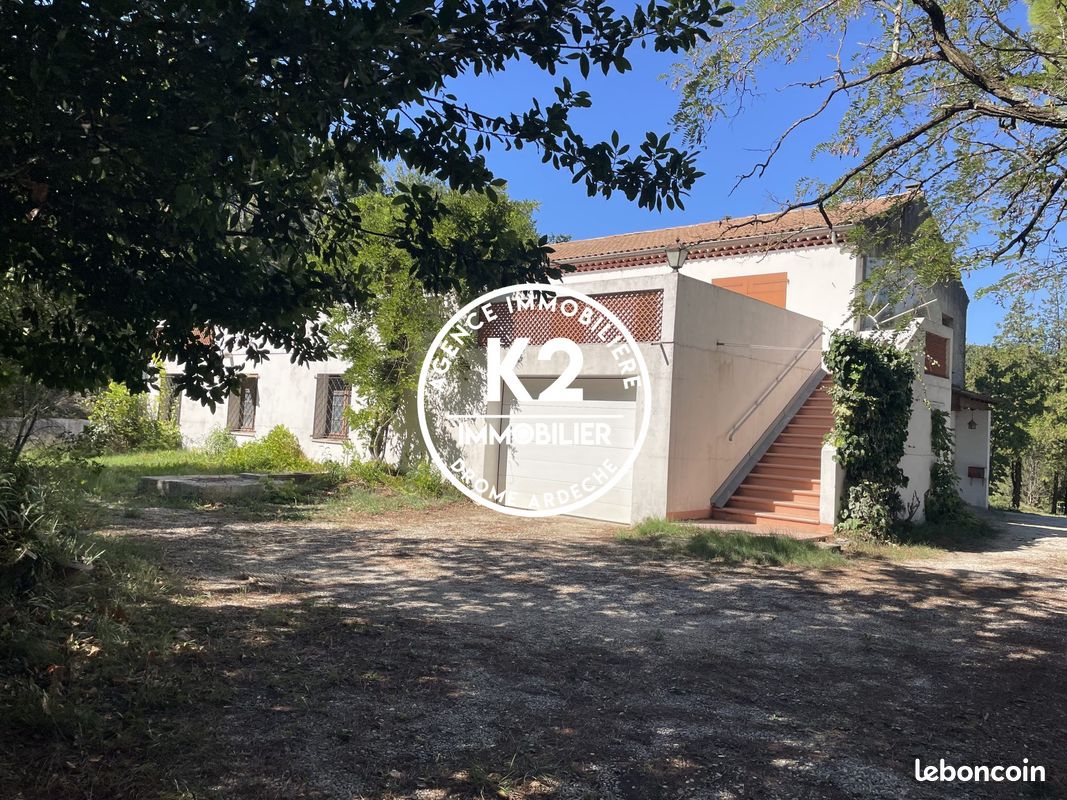 Maison 6 pièces 147 m² · à Rochemaure · 147 m² · 359 000 €