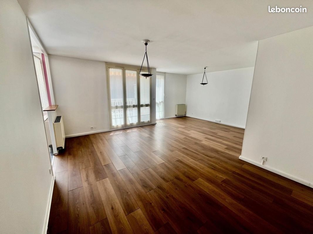 Appartement 3 pièces 84 m² · à Castanet-Tolosan · 84 m² · 217 000 €