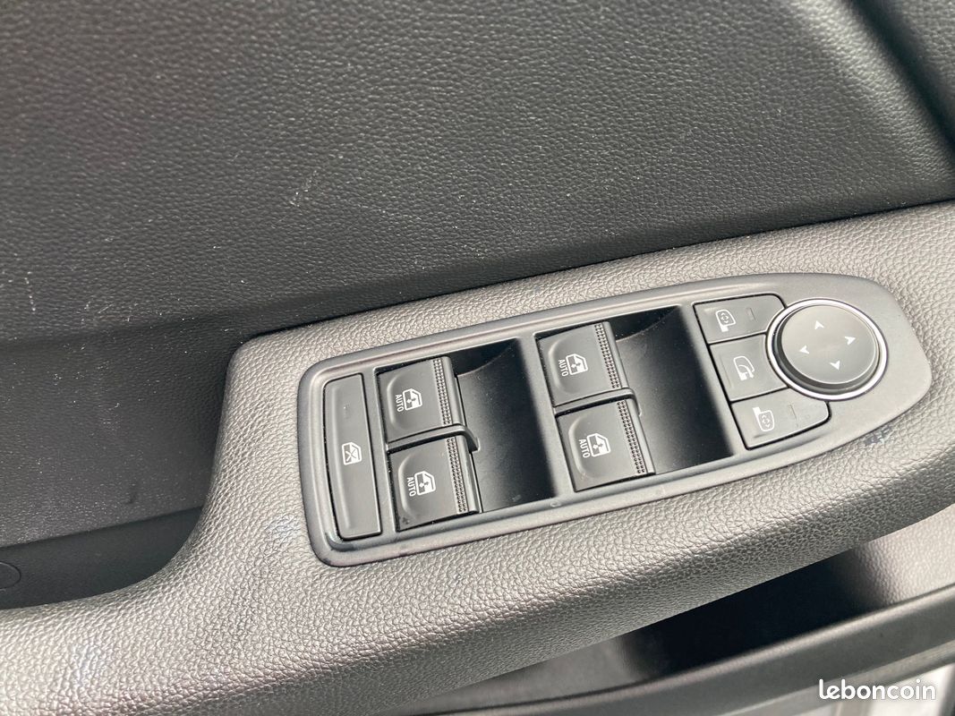 CLIO 5 ECO-G 100 (ESSENCE/GPL) EVOLUTION ( Série spéciale .Jante alliage , régulateur & limiteur de vitesse, Android & Apple carplay .....) (image 9)