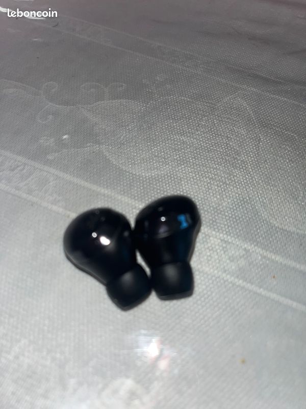 Buds pro 2 (image 4)