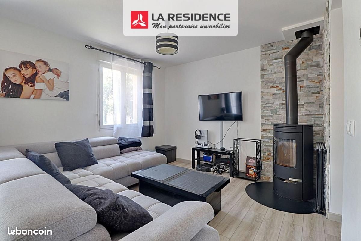 Maison 5 pièces 90 m² · à Maurecourt · 90 m² · 369 900 €