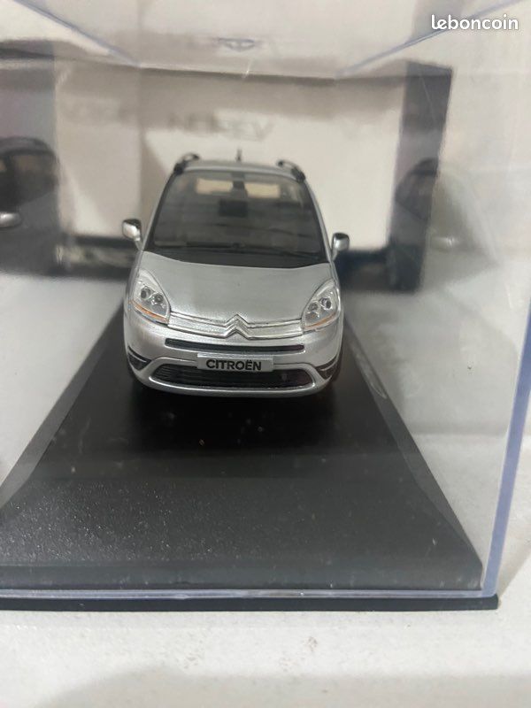Moldura Superior Coluna Direção Citroen Picasso Ref 8308 | Parcelamento Moldura Superior Coluna Direção Citroen Picasso Ref 8308 | Parcelamento