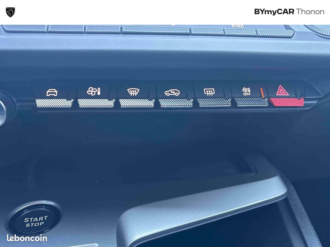 PEUGEOT 308 Hybrid 145 e-DCS6 Style (image 25)