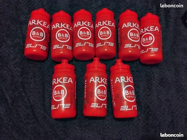 Lot de 2 bidons BON ETAT équipe francaise ARKEA SAMSIC