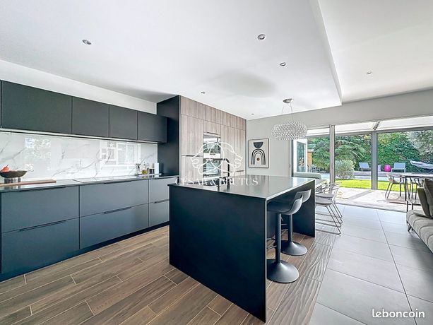 Maison 5 pièces 180 m² — 4