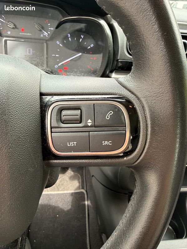CITROEN C3 GENERATION-III 1.2L 82CH SHINE * DISTRIBUTION NEUVE * GPS * RADARS RECUL * CARPLAy (image 17)