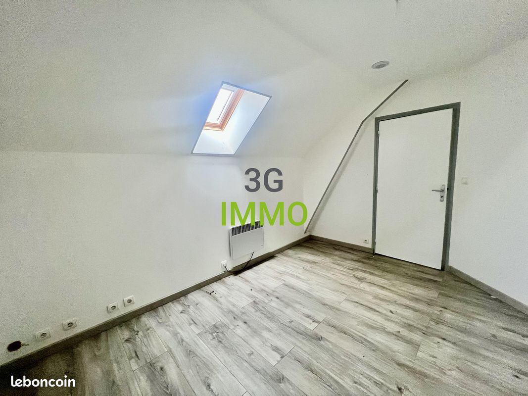 Longere a renover avec terrain constructible- st hilaire de gondilly (image 11)