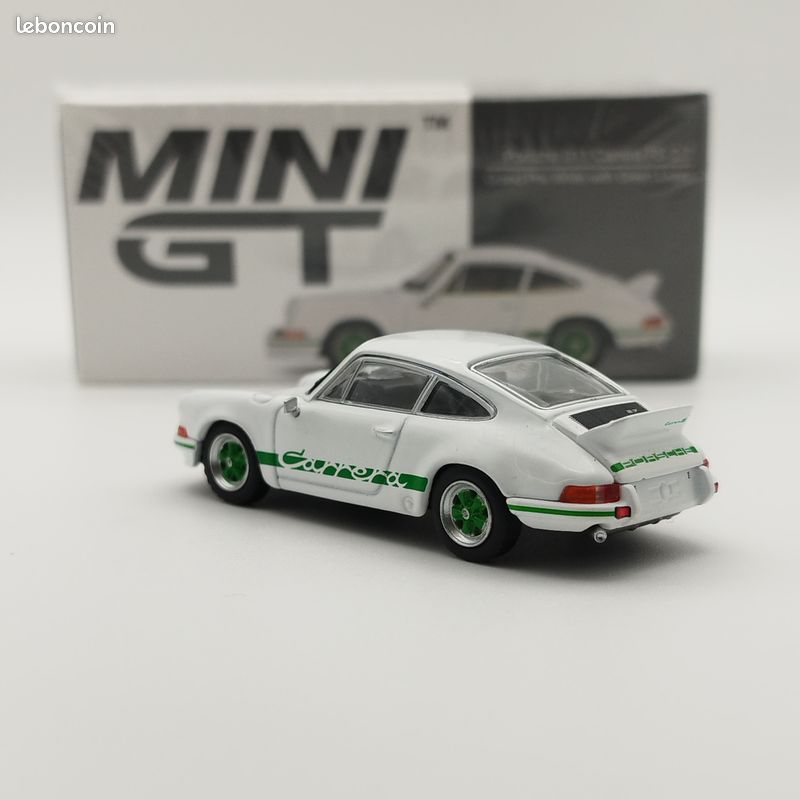 PORSCHE 911 (992) GT3 RS Acidgreen/Roue Noire Minichamps 1:18 110062028