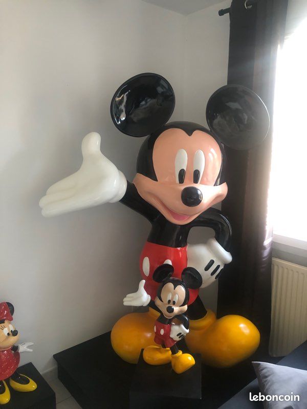Leblon Delienne Grande figurine Mickey Mouse en résine | Décoration