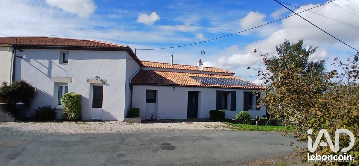 Maison 5 pièces 197 m² · à Chavagnes-en-Paillers · 197 m² · 303 680 €