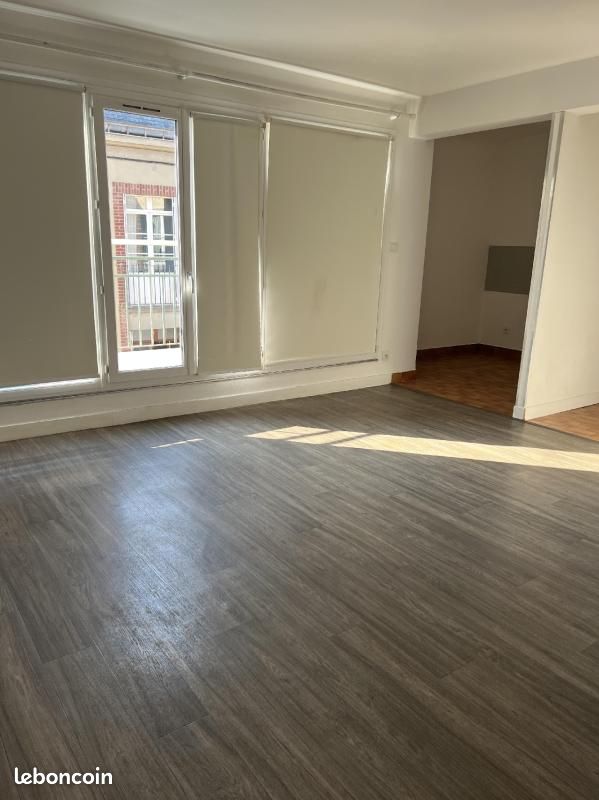 Appartement 1 pièce 31 m² · à L'Aigle · 31 m² · 345 €