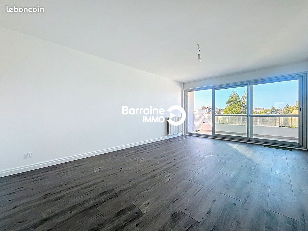 Appartement 3 pièces 74 m² · à Lorient · 74 m² · 1 000 €/mois
