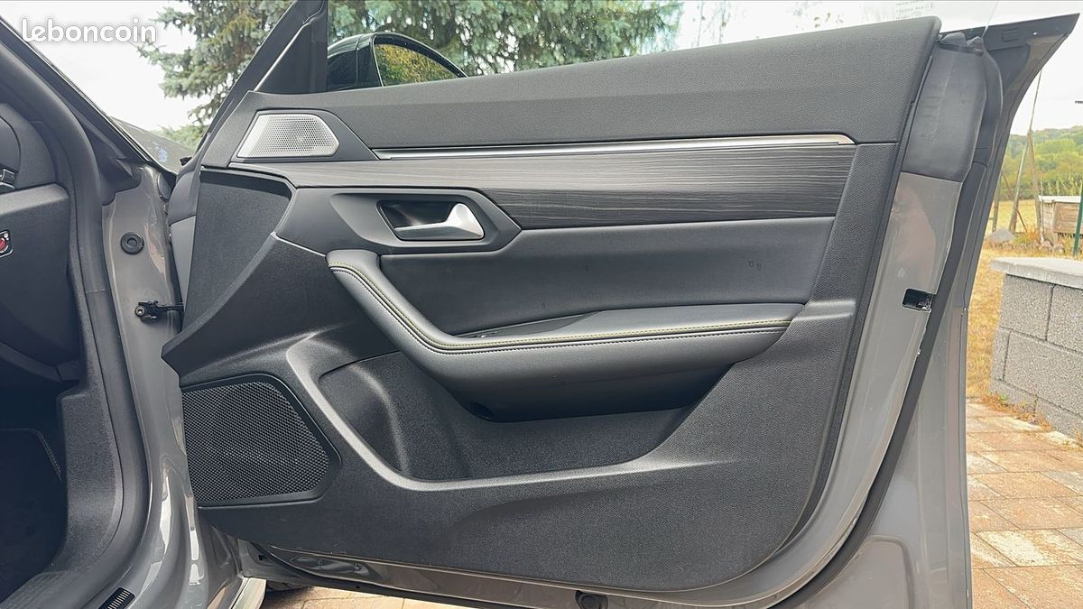 Peugeot 508 1.6 PSE 360 Hybride4 EAT8 Peugeot Sport Engineered (image 22)