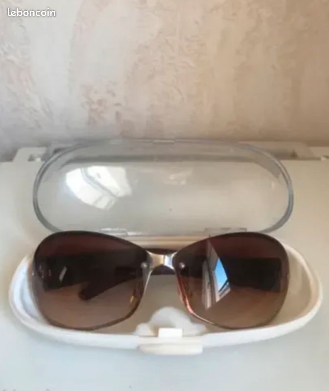 Lunettes de soleil (image 1)