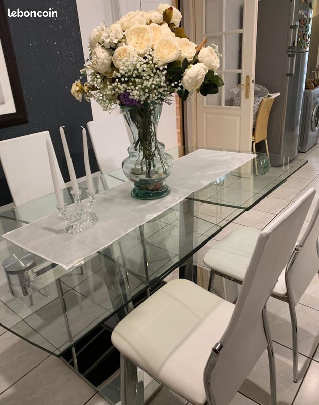 Table à manger en verre et pieds inox (image 1)