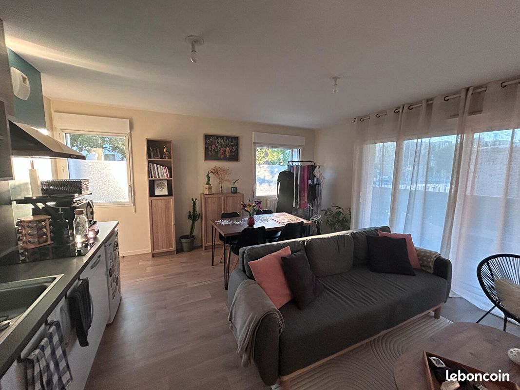 Appartement 2 pièces 47 m² · à Rezé · 47 m² · 676 €