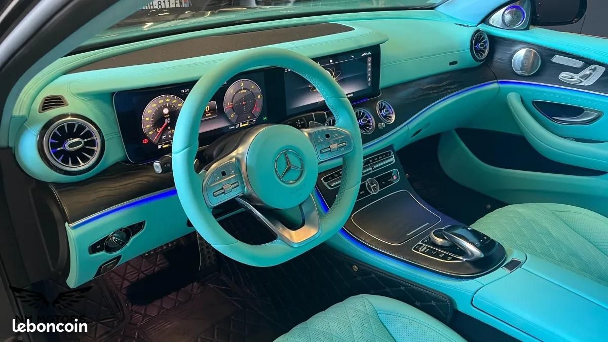 Mercedes Classe E 220 D 195 CV AMG LINE 4MATIC 9G-TRONIC BVA - INTERIEUR TIFFANY BLUE (image 16)