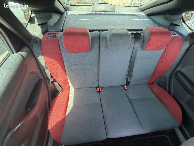 Ford FOCUS 2.5T 225CH ST 5P (image 14)