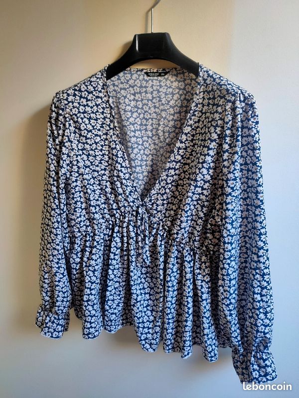 Chemise / blouse (image 1)