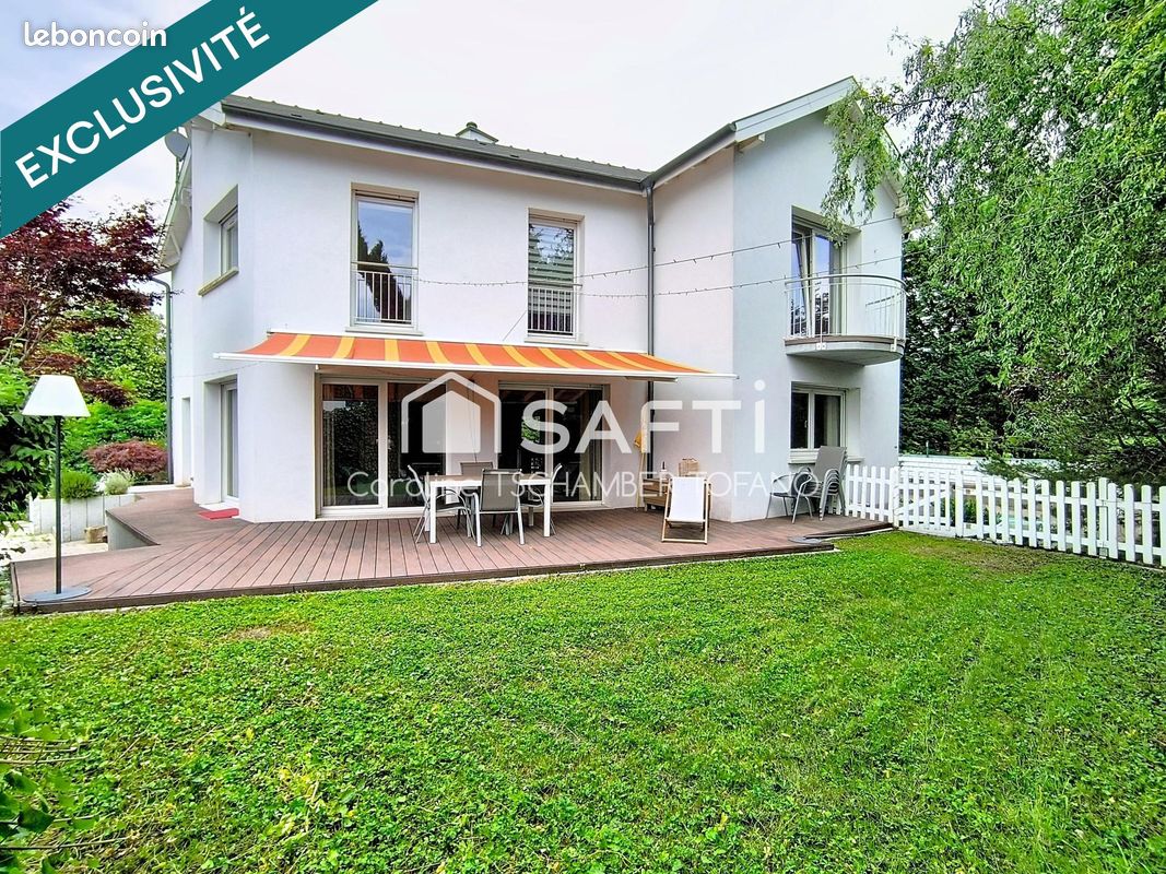 Maison 7 pièces 236 m² · à Rosenau · 236 m² · 699 000 €