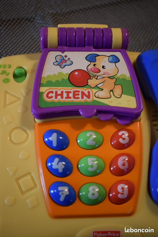 Téléphone J'apprends à compter de Fisher Price (image 2)