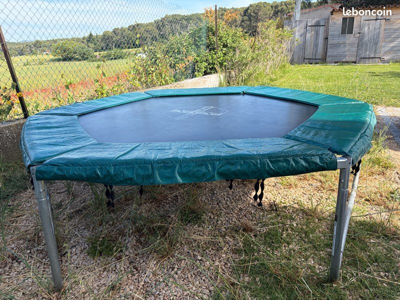 Trampoline extérieur 240 avec bâche de protection (image 3)