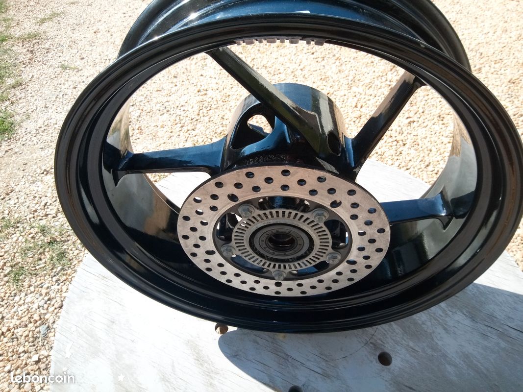 Jantes RS660/ tuono (image 1)