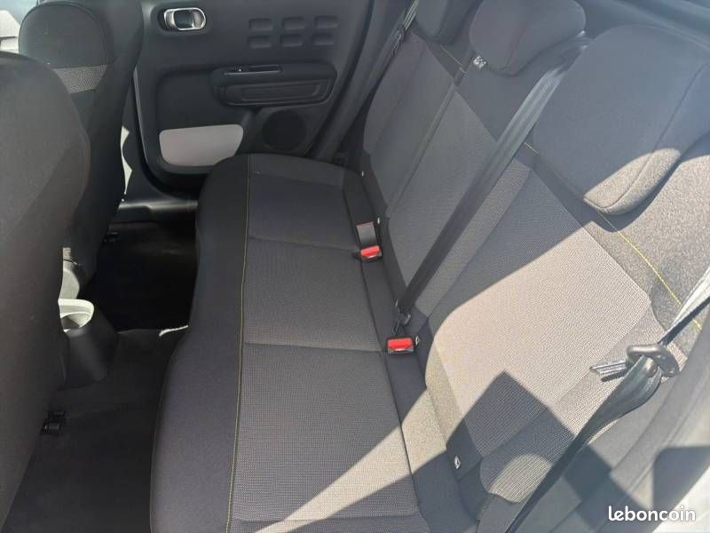 Citroën C3 PureTech 83 S&S BVM5 Shine (image 10)