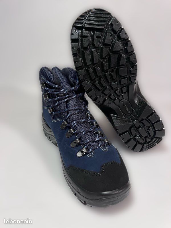 Chaussures Compensées Magrit Neuves Taille 40 (UK 7) – Cuir – Talon Moyen Semelle Plateau – Neuf Avec Boîte
