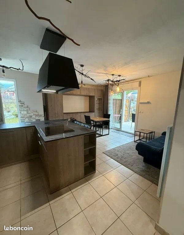 Appartement 2 pièces 40 m² · à Saint-Genis-Pouilly · 40 m² · 1 250 €/mois