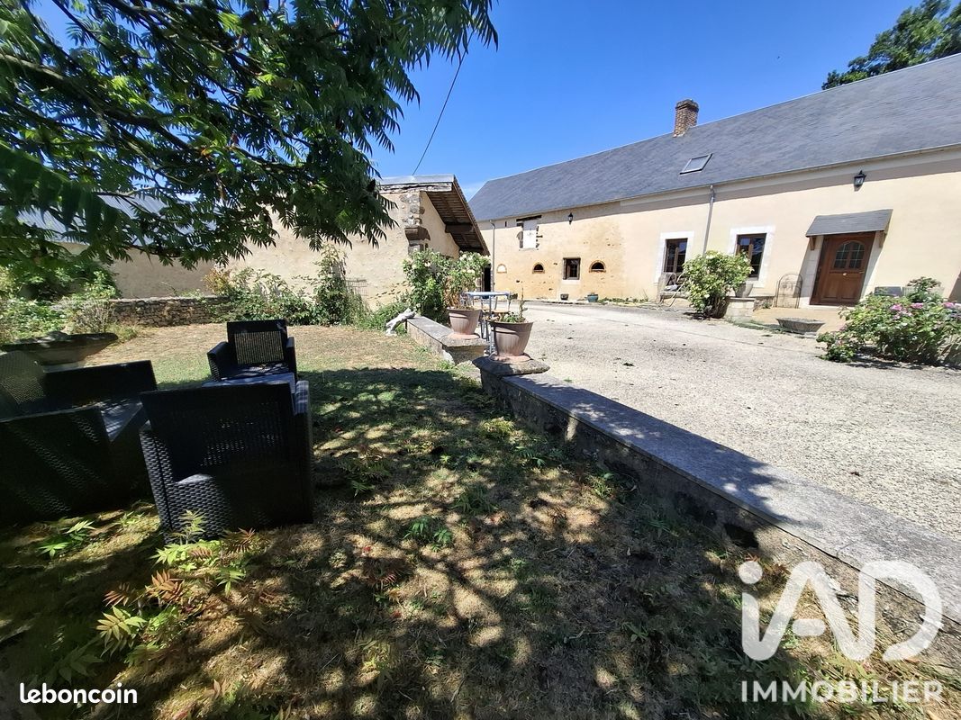 Maison 5 pièces 128 m² · à Crissé · 128 m² · 187 500 €