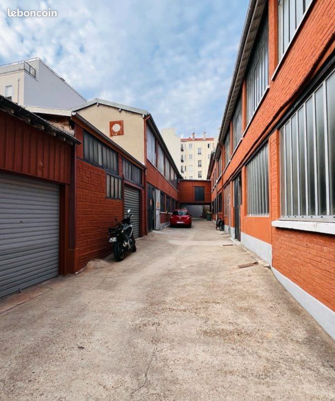 Appartement 1 pièce 20 m² · aux Lilas · 20 m² · 327 €/mois