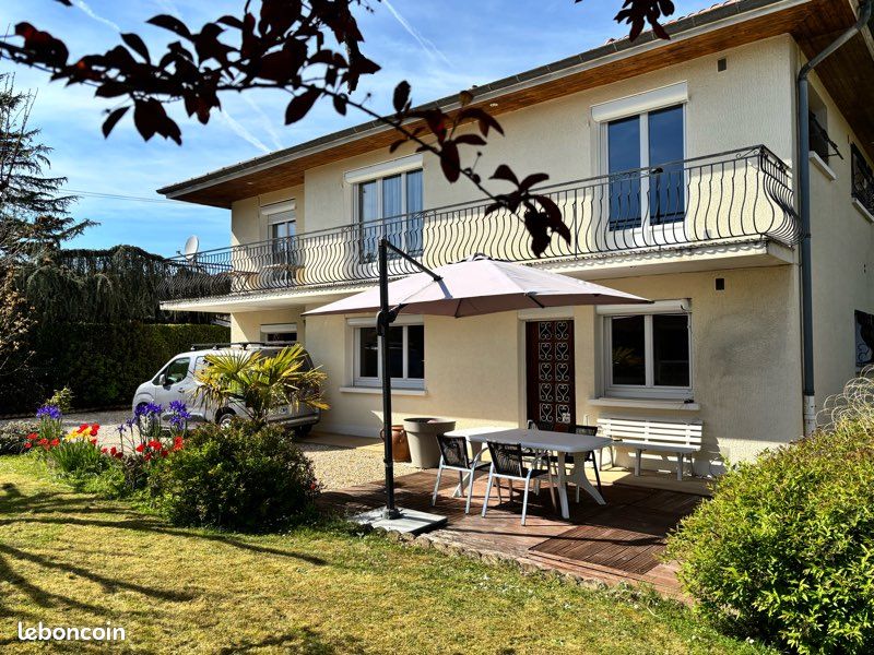Maison 6 pièces 171 m² · à Bourg-en-Bresse · 171 m² · 265 000 €