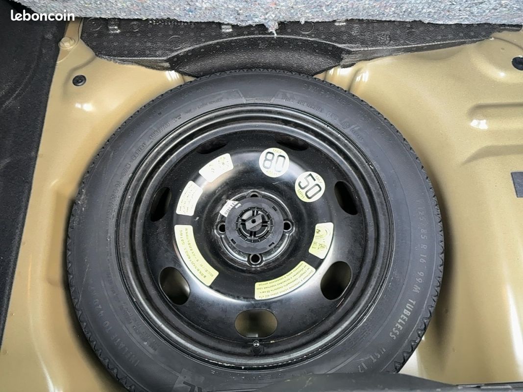 Citroën C3 (3) BlueHDi 100 BVM Auto-Ecole (image 14)