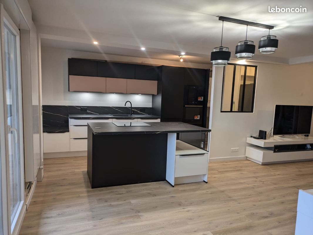Appartement 4 pièces 90 m² · à Mantes-la-Jolie · 90 m² · 240 000 €