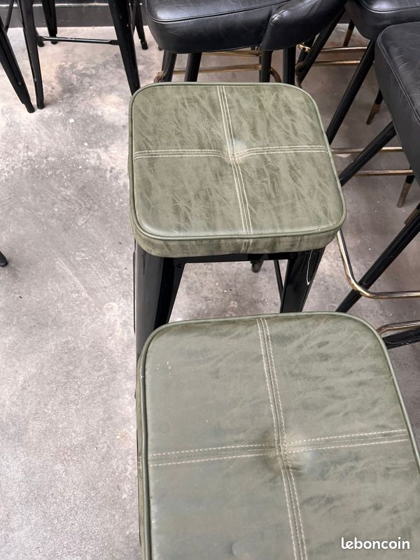 Lot de 4 tabourets en fer (image 3)
