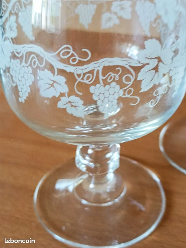 Verres à pied (image 2)
