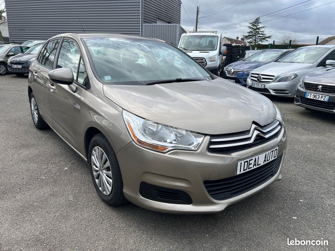 Citroen C4 1.6 HDI 90 FAP ATTRACTION (image 1)