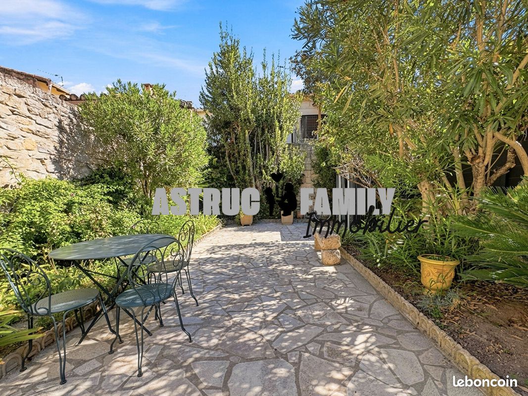 Maison 5 pièces 122 m² · à Saint-Laurent-d'Aigouze · 122 m² · 389 000 €