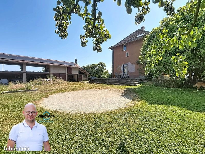 Maison 7 pièces 218 m² · à Le Pont-de-Beauvoisin · 218 m² · 374 000 €