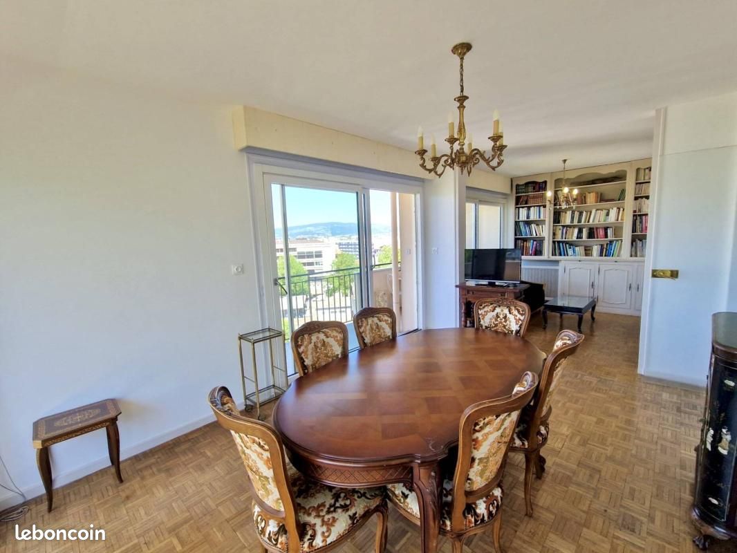 Appartement 5 pièces 120 m² · à Annecy · 120 m² · 690 000 €